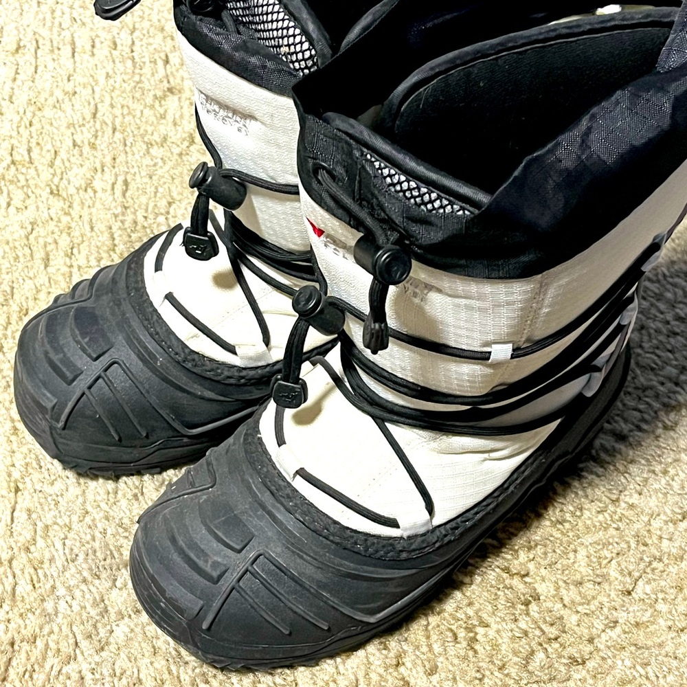 Baffin snowgoose size 5 like new